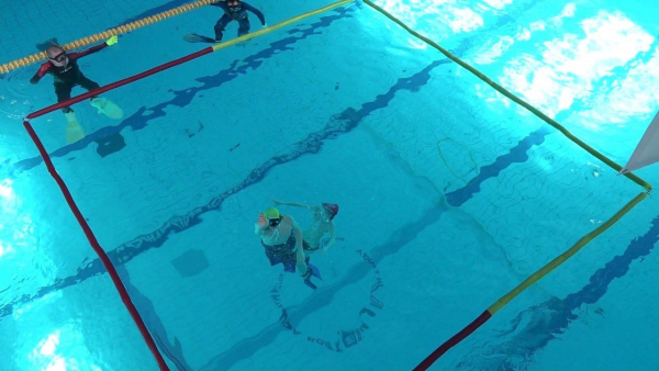 30 секунд борьбы под водой – легко. «Кубок Победы» по акватлону прошёл в Воскресенске