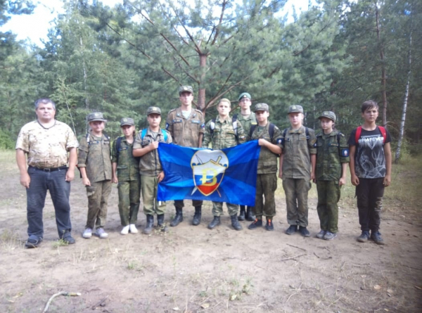 Юнармейцы АНО ВПЦ Воин местного отделения ВВПОД "Юнармия" г.о. Воскресенск приняли участие в однодневном полевом выходе в рамках акции "Юнармейское лето"