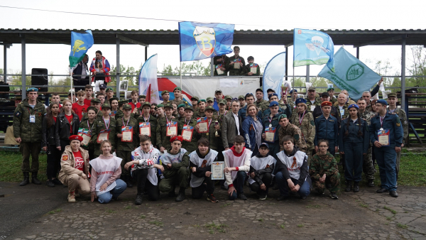 Состоялась военно-спортивная игра "Зарница"